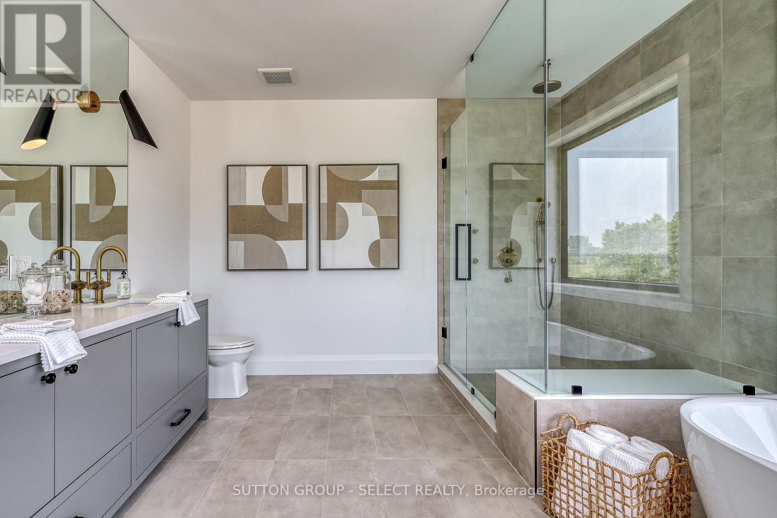 169 Edgewater Boulevard, Middlesex Centre (Kilworth), ON - Indoor Photo Showing Bathroom