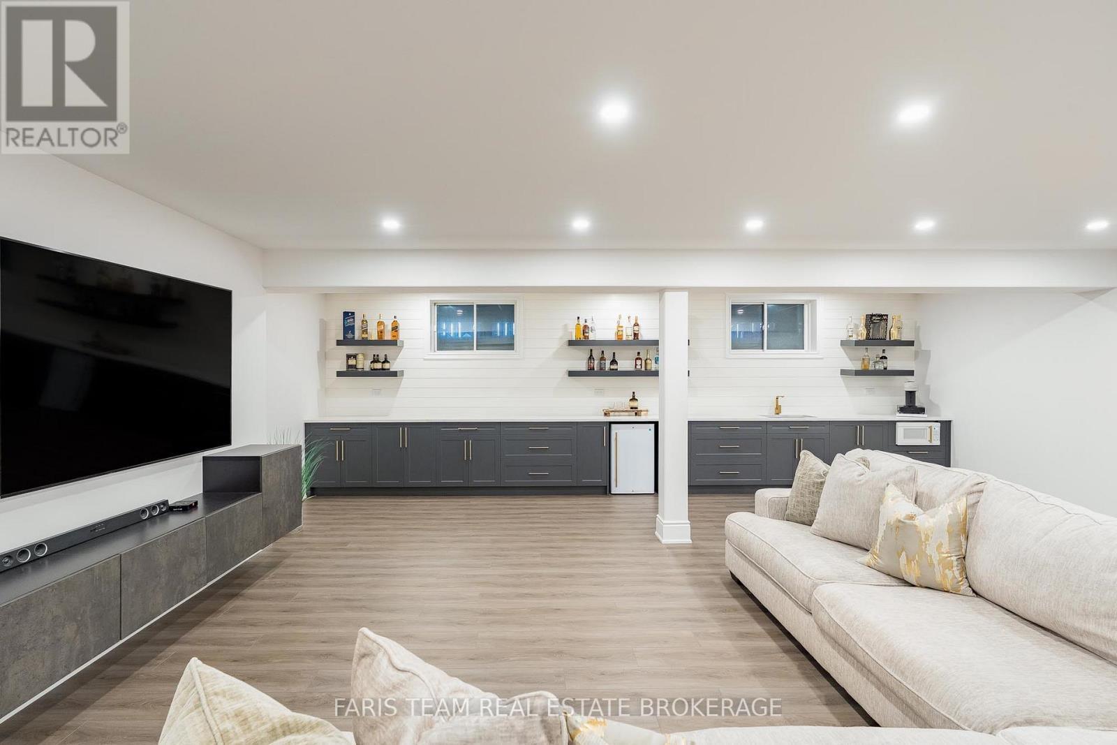 9 Byers Street, Springwater, ON - Indoor Photo Showing Basement