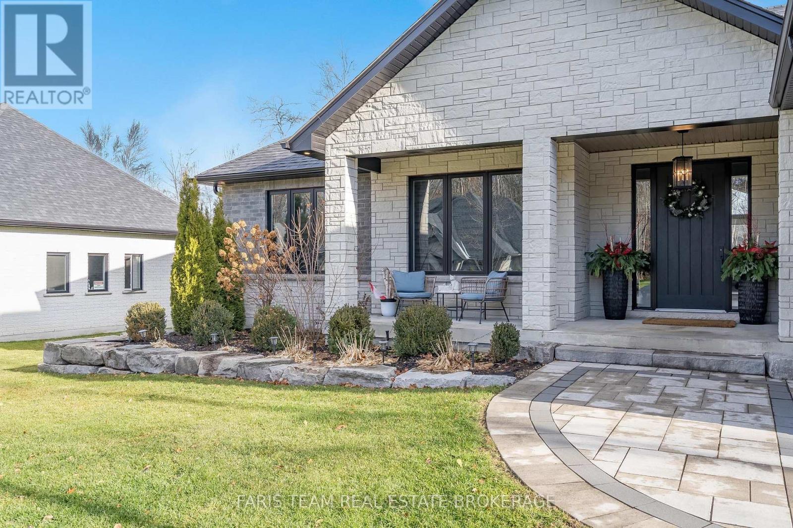 9 Byers Street, Springwater, ON - Outdoor