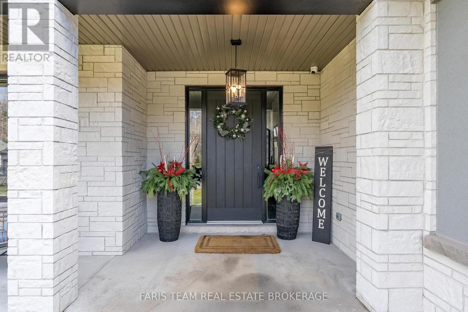 9 Byers Street, Springwater, ON - Outdoor