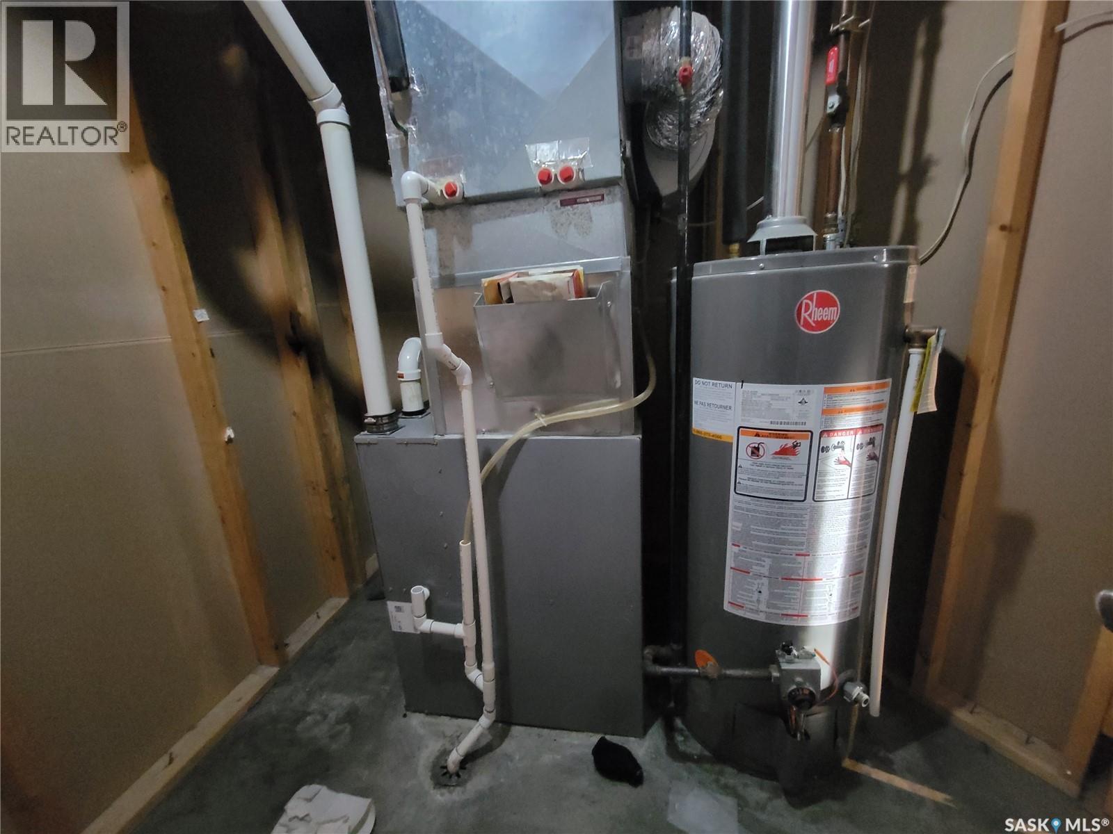 4820 46Th Street, Lloydminster, SK - Indoor Photo Showing Basement