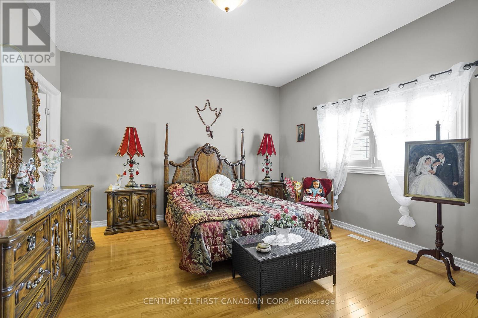 153 - 2025 Meadowgate Boulevard, London South (South U), ON - Indoor Photo Showing Bedroom