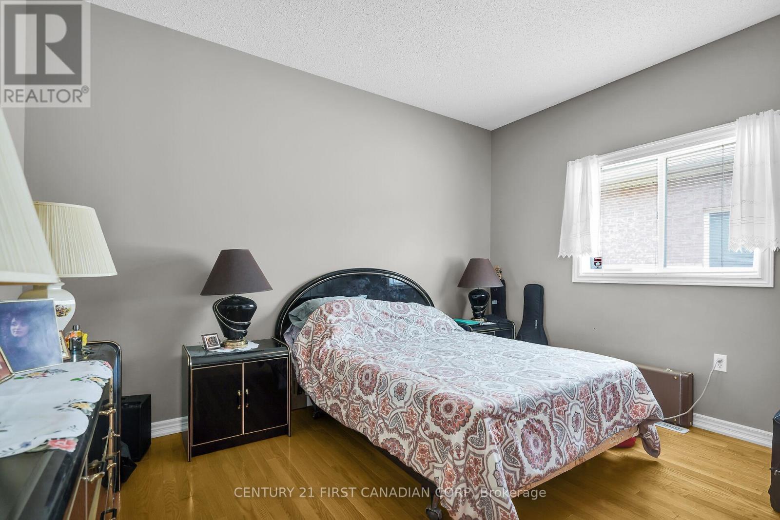 153 - 2025 Meadowgate Boulevard, London South (South U), ON - Indoor Photo Showing Bedroom
