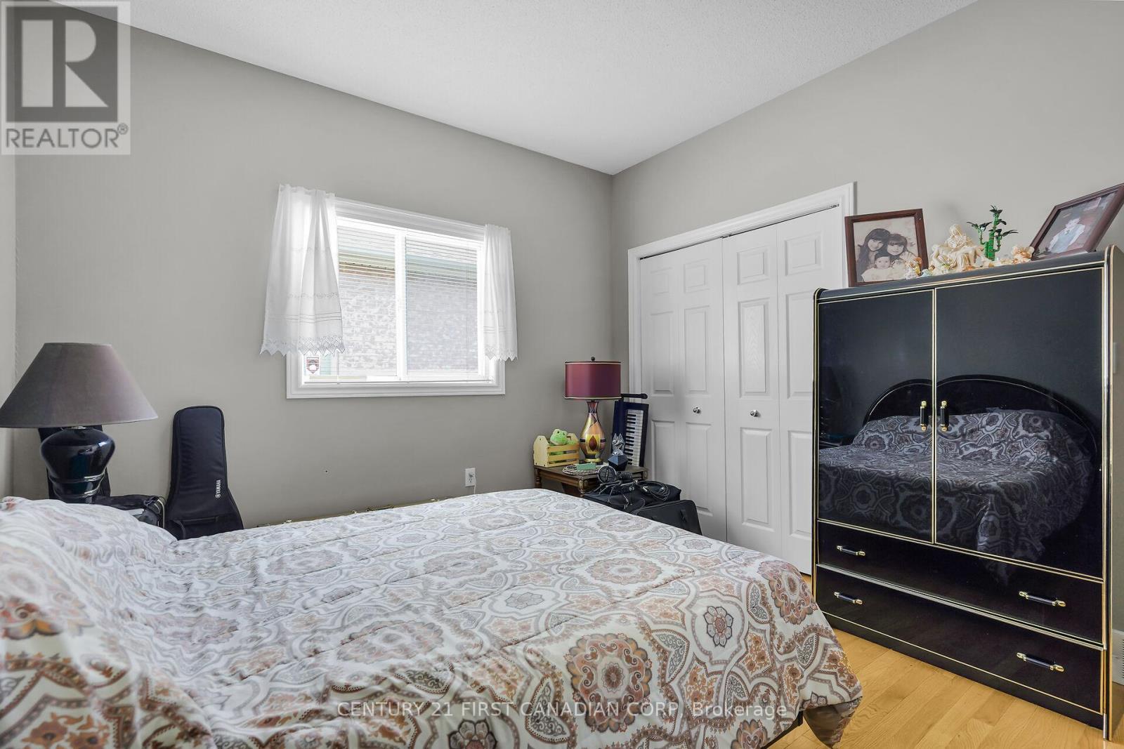 153 - 2025 Meadowgate Boulevard, London South (South U), ON - Indoor Photo Showing Bedroom