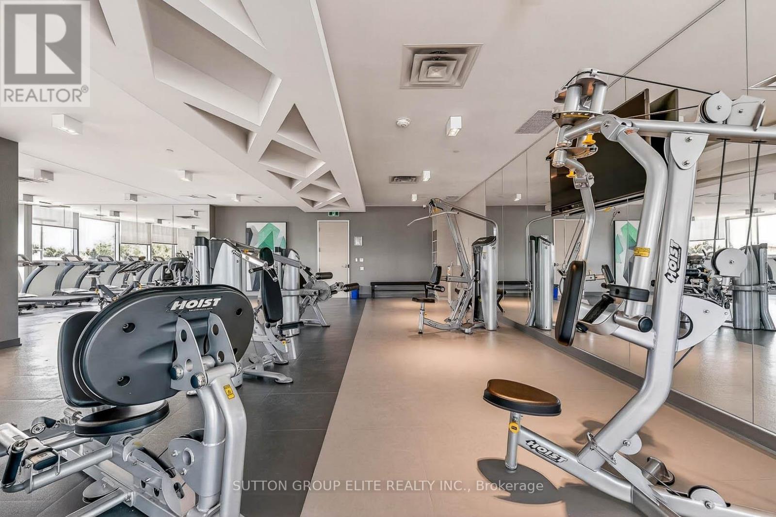 1707 - 4699 Glen Erin Drive, Mississauga, ON - Indoor Photo Showing Gym Room