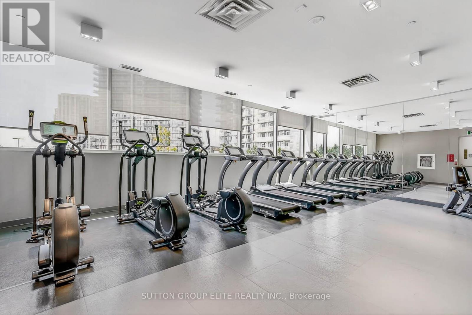 1707 - 4699 Glen Erin Drive, Mississauga, ON - Indoor Photo Showing Gym Room