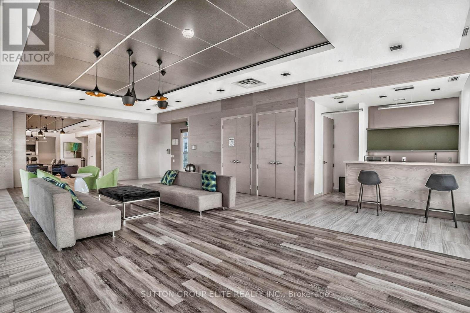 1707 - 4699 Glen Erin Drive, Mississauga, ON - Indoor Photo Showing Other Room