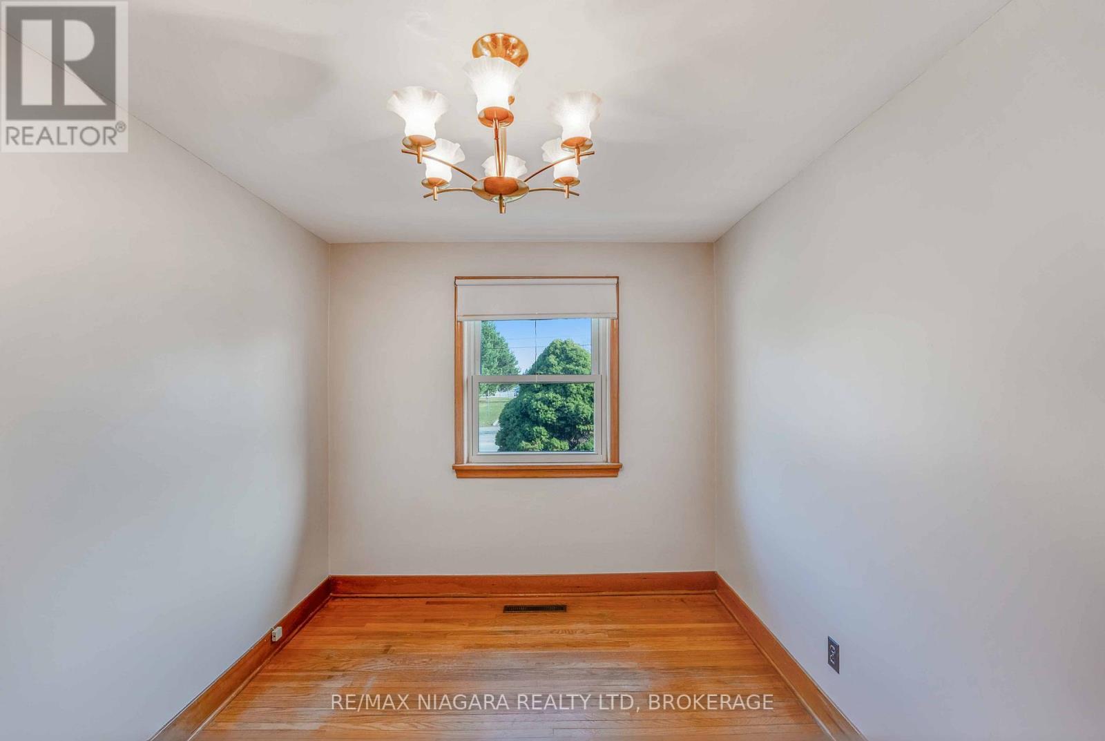 127 Louth Street, St. Catharines (Rykert/Vansickle), ON - Indoor Photo Showing Other Room