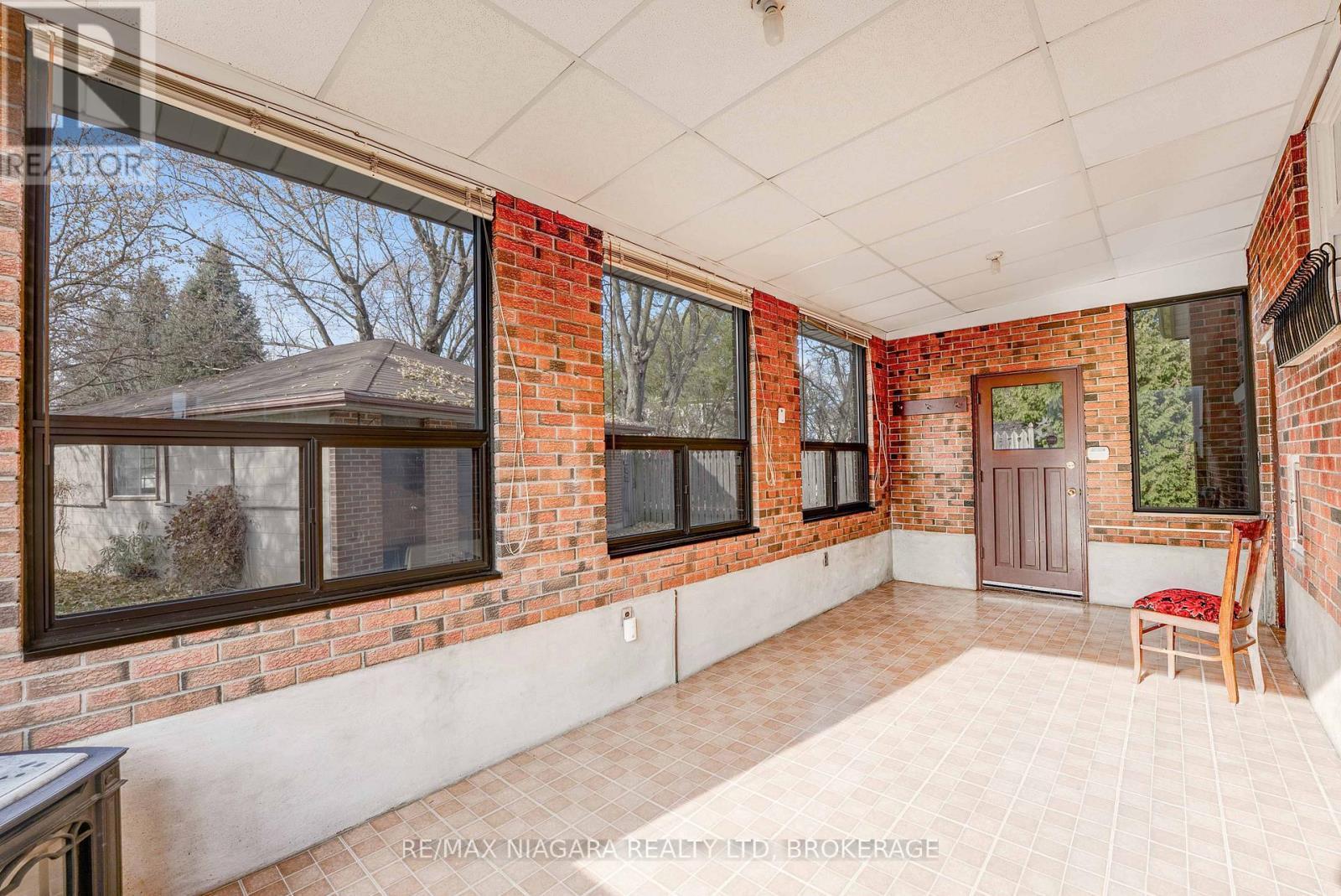 127 Louth Street, St. Catharines (Rykert/Vansickle), ON - Indoor Photo Showing Other Room