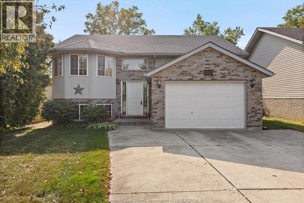 1801 Dominion, Windsor, ON - Outdoor