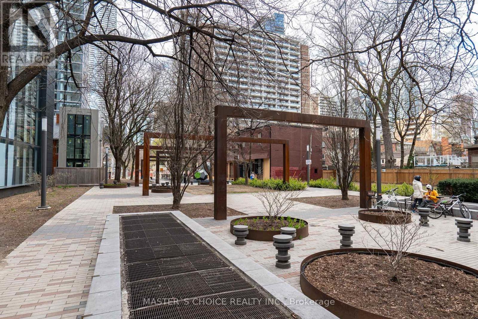 3010 - 3 Gloucester Street, Toronto, ON - Outdoor