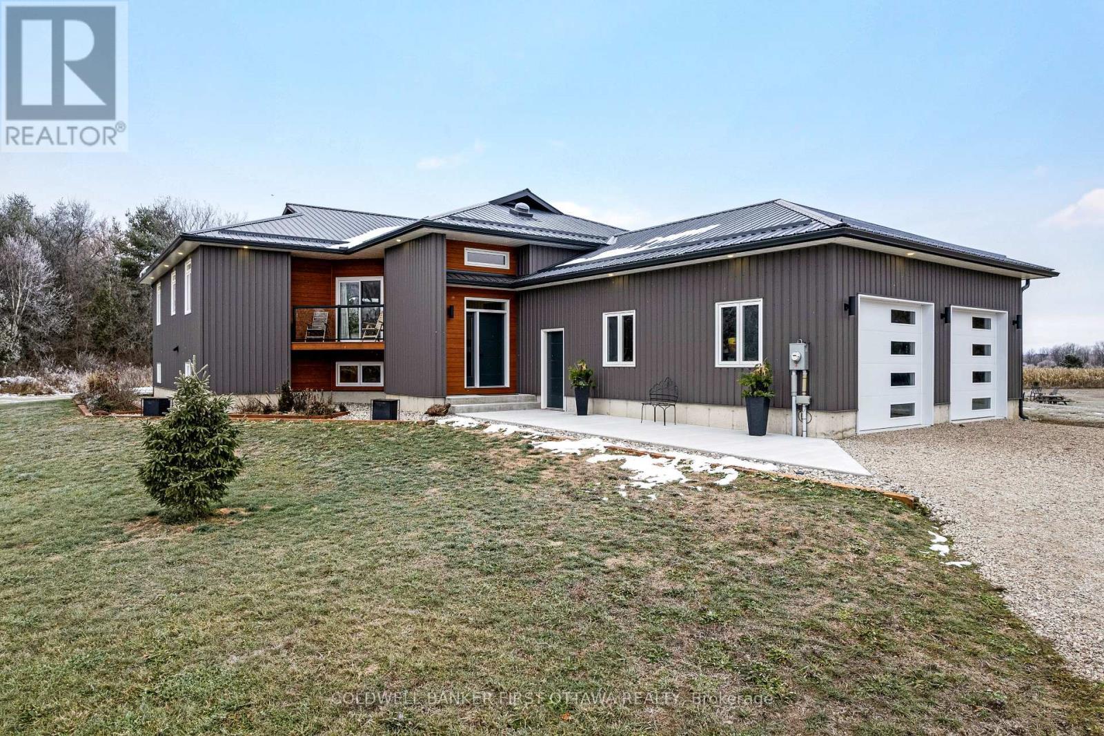 2023 home of unparallel design and construction - 462 Althorpe Road, Tay Valley, ON - Outdoor