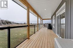 Panoramic views and hookup for propane BBQ -