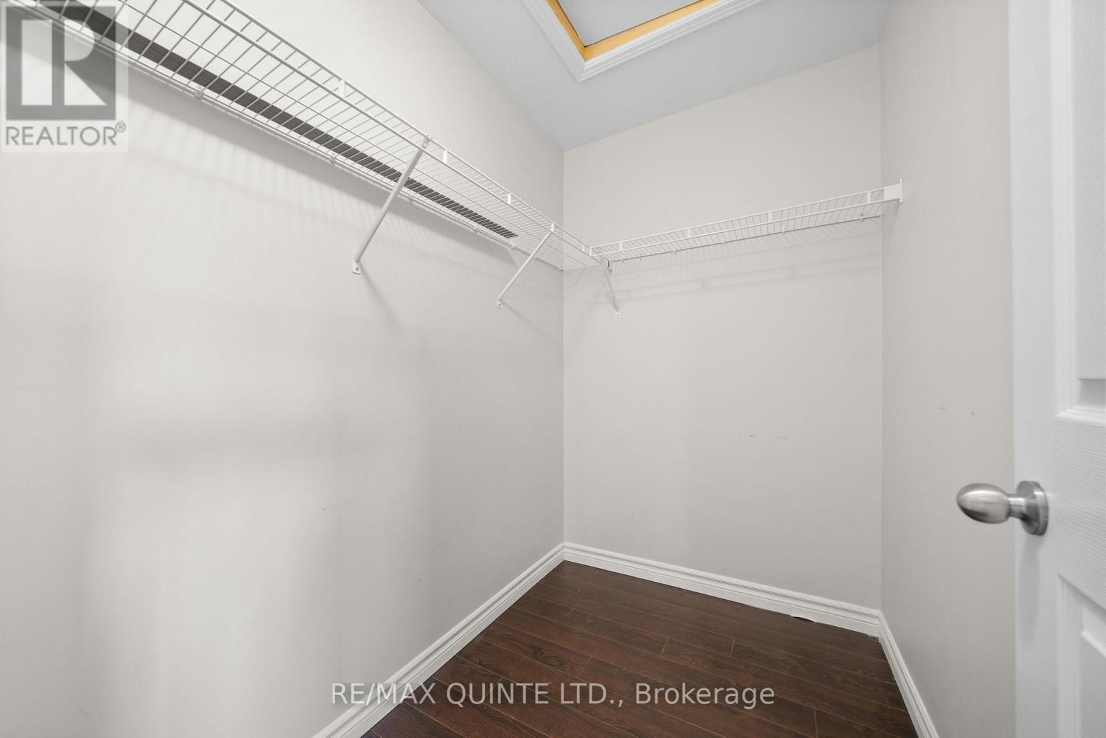 121 Kanvers Way, Greater Napanee (Greater Napanee), ON - Indoor With Storage