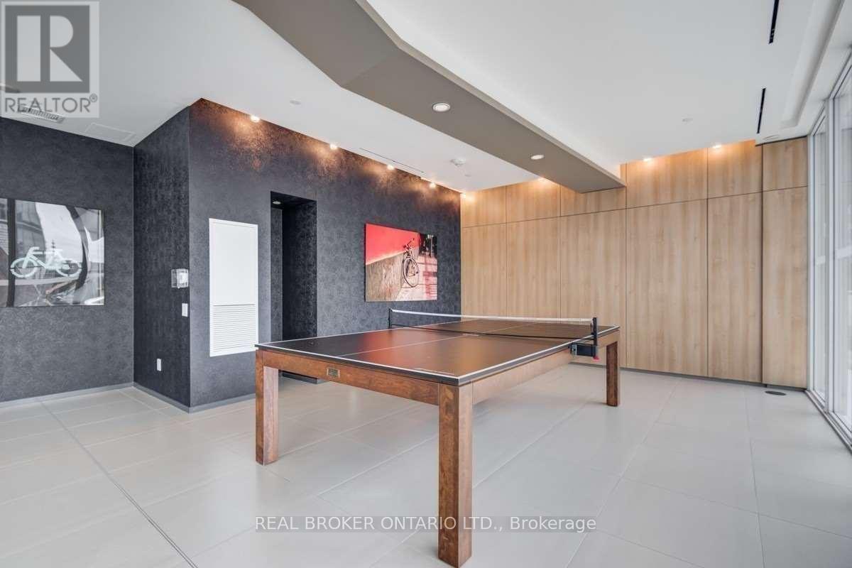 1607 - 68 Shuter Street, Toronto, ON - Indoor Photo Showing Other Room