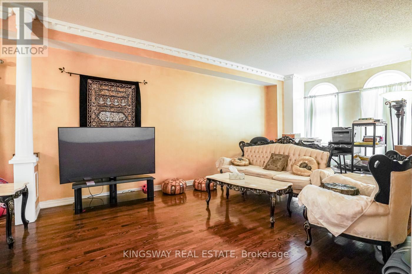 5969 Rayshaw Crescent, Mississauga, ON - Indoor Photo Showing Other Room