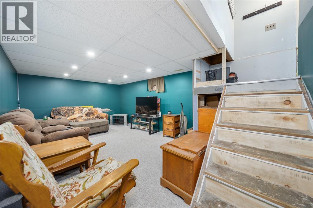 19 Broadway Street, Lambton Shores, ON - Indoor