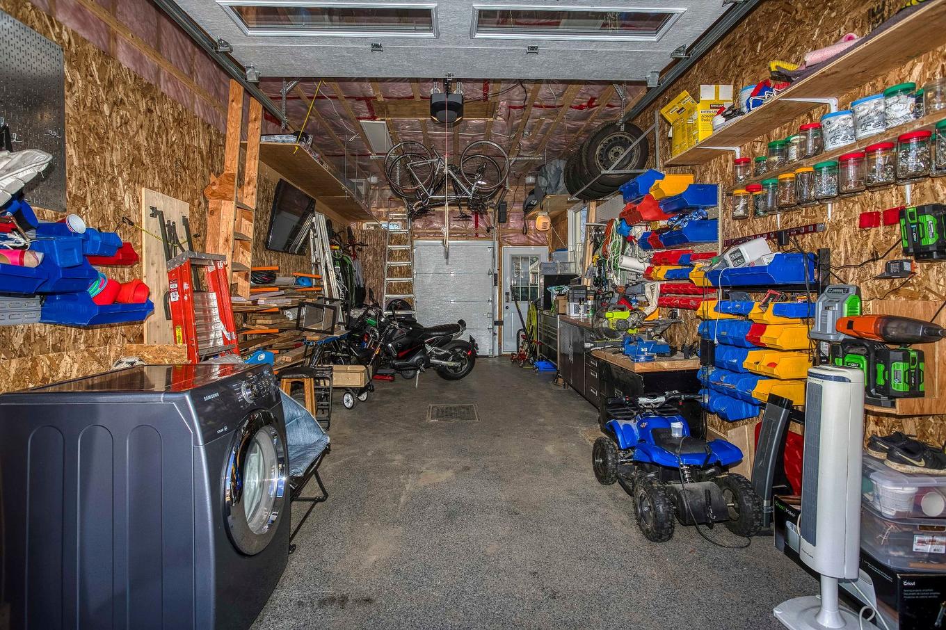 Garage - 1023 Rue Du Grand-Duc, Trois-Rivières, QC - Indoor Photo Showing Garage
