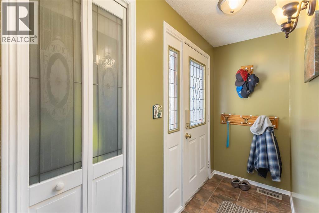 7884 Birnam Line, Warwick-Watford, ON - Indoor Photo Showing Other Room