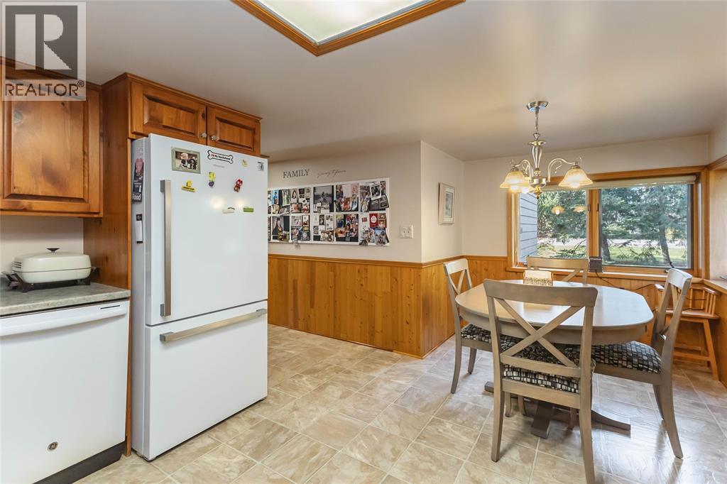 7884 Birnam Line, Warwick-Watford, ON - Indoor