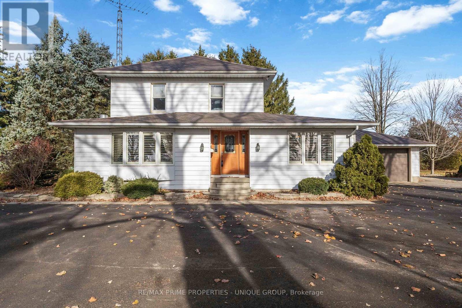 7884 Birnam Line, Warwick, ON - Outdoor