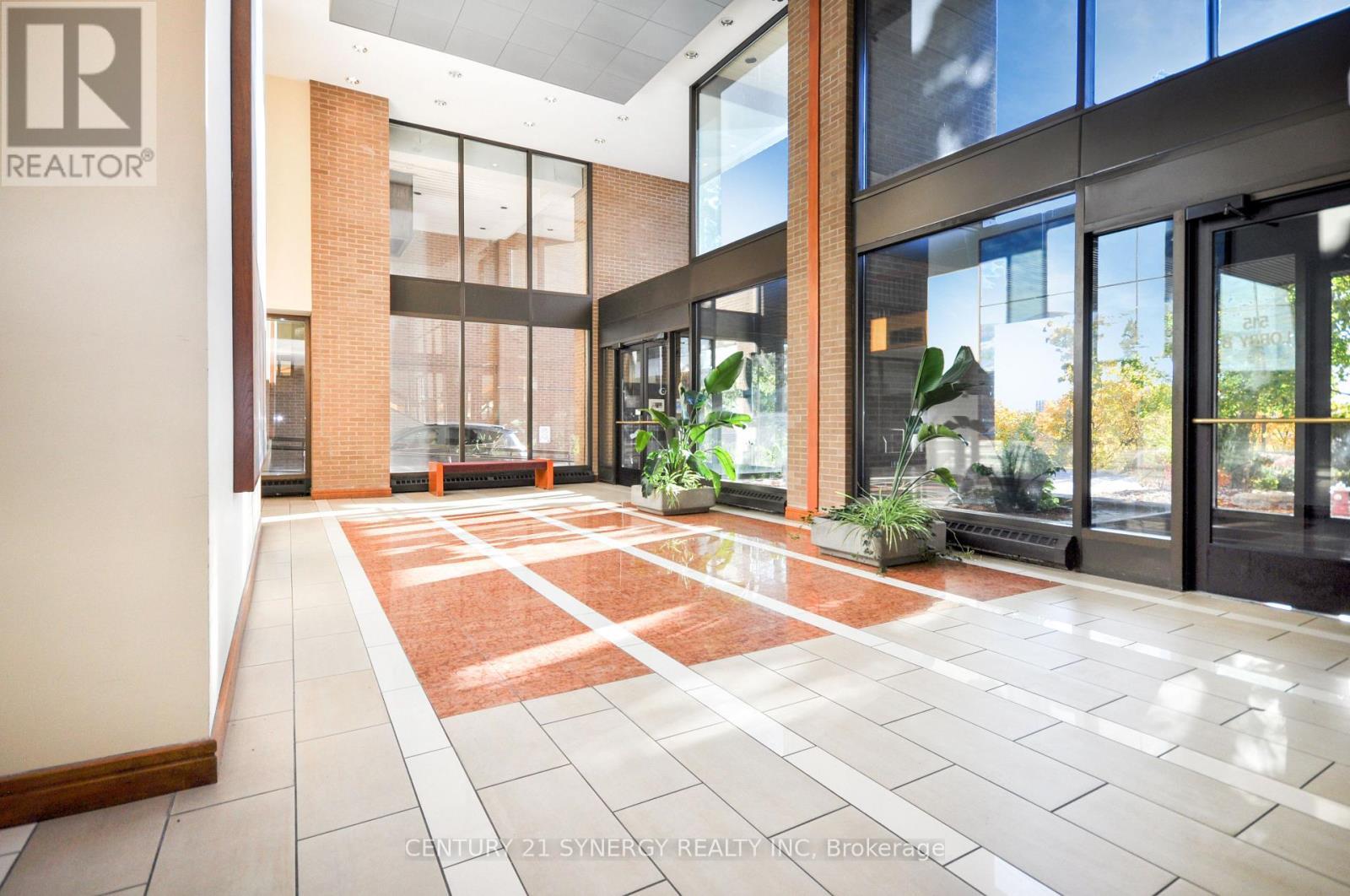 Building Entrance Lobby - 631 - 515 St Laurent Boulevard, Ottawa, ON - Indoor Photo Showing Other Room