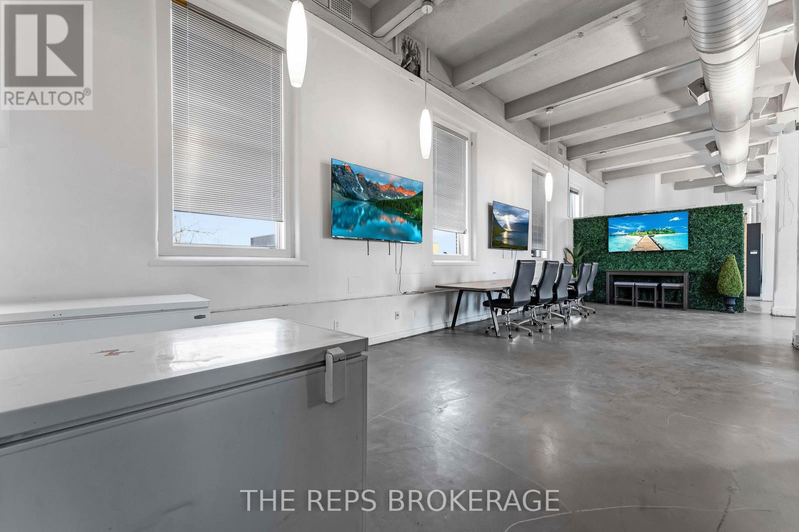 43-45 Eccles Street W, Ottawa, ON