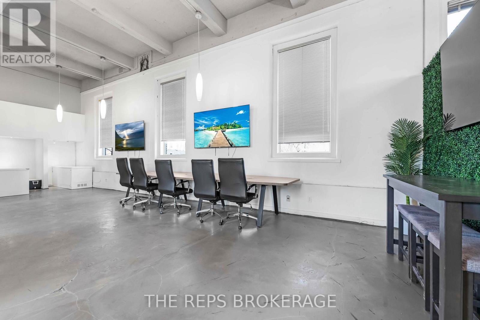 43-45 Eccles Street W, Ottawa, ON