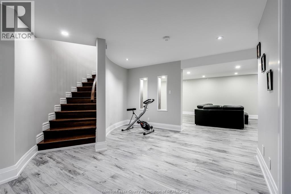 31 Heathview Trail, Leamington, ON - Indoor