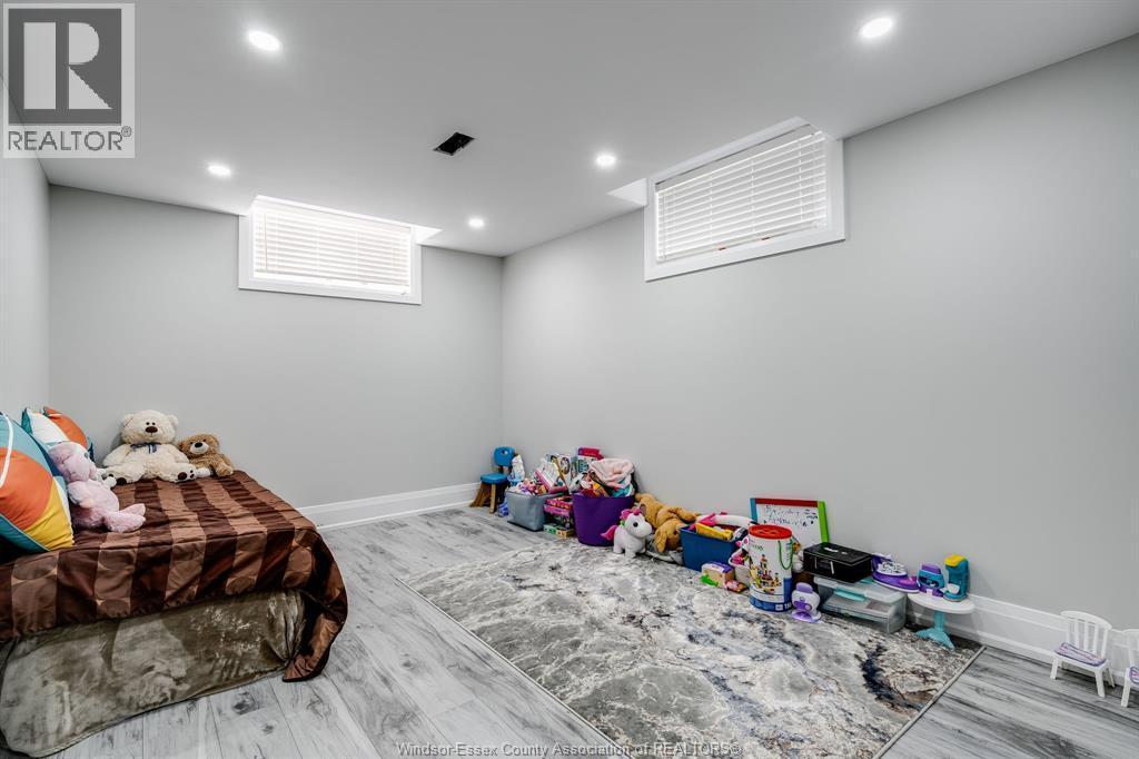 31 Heathview Trail, Leamington, ON - Indoor Photo Showing Basement