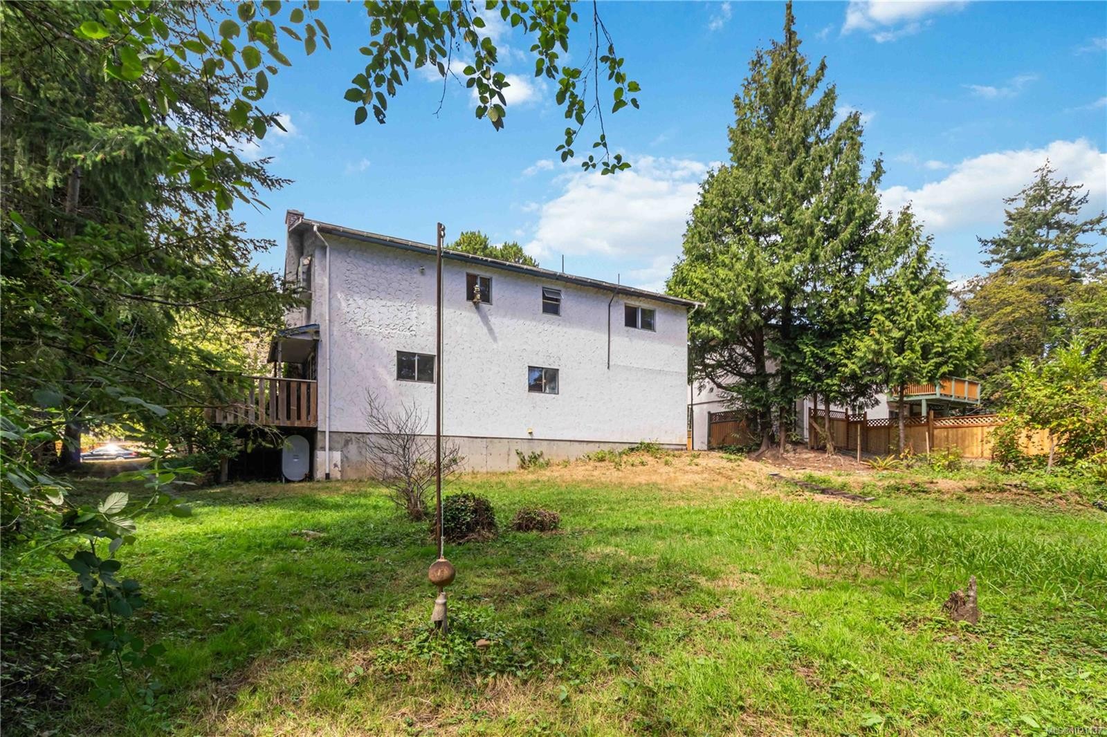 95 Marler Dr, View Royal, BC