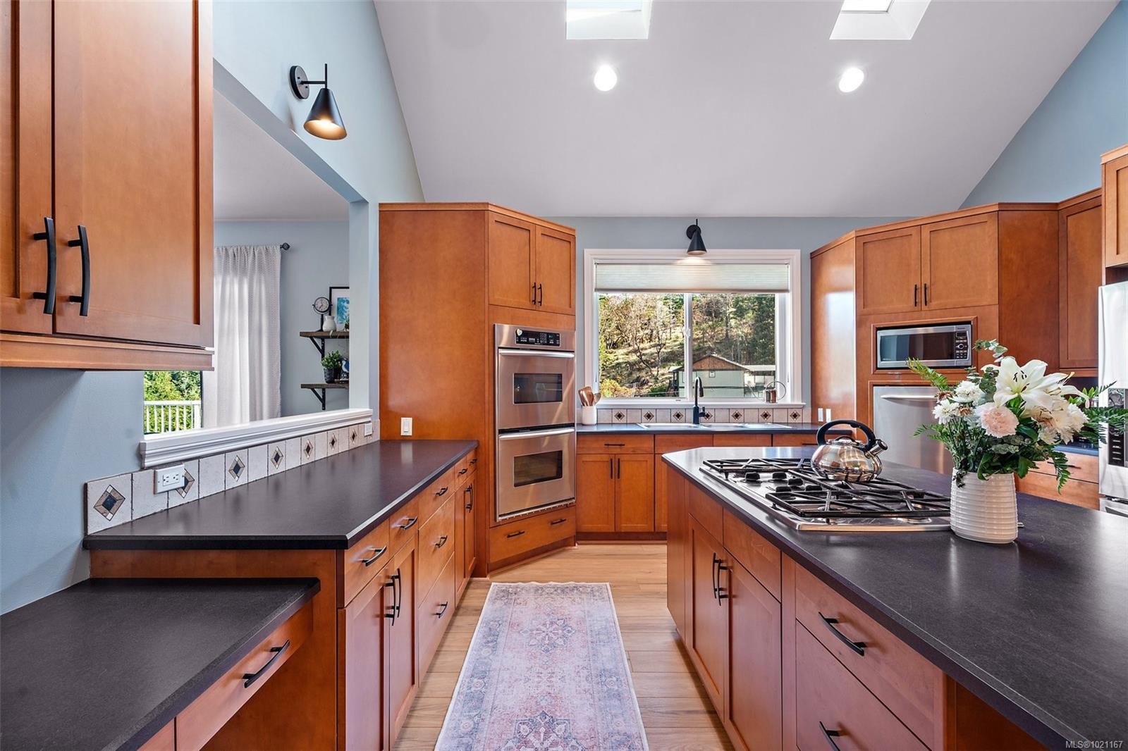 3965 Hi-Mount Dr, Metchosin, BC