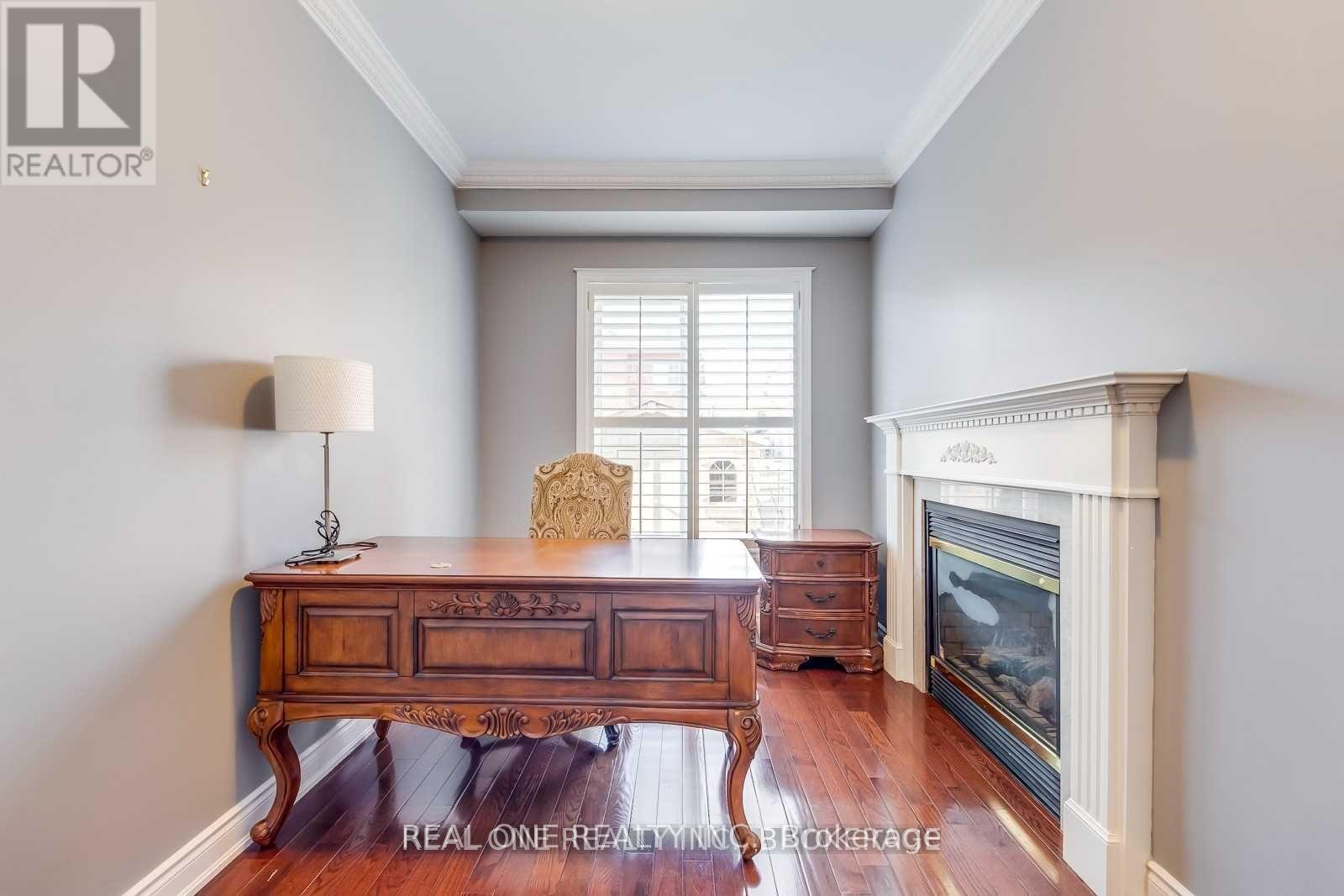 96 Spring Azure Crescent, Oakville, ON - Indoor With Fireplace