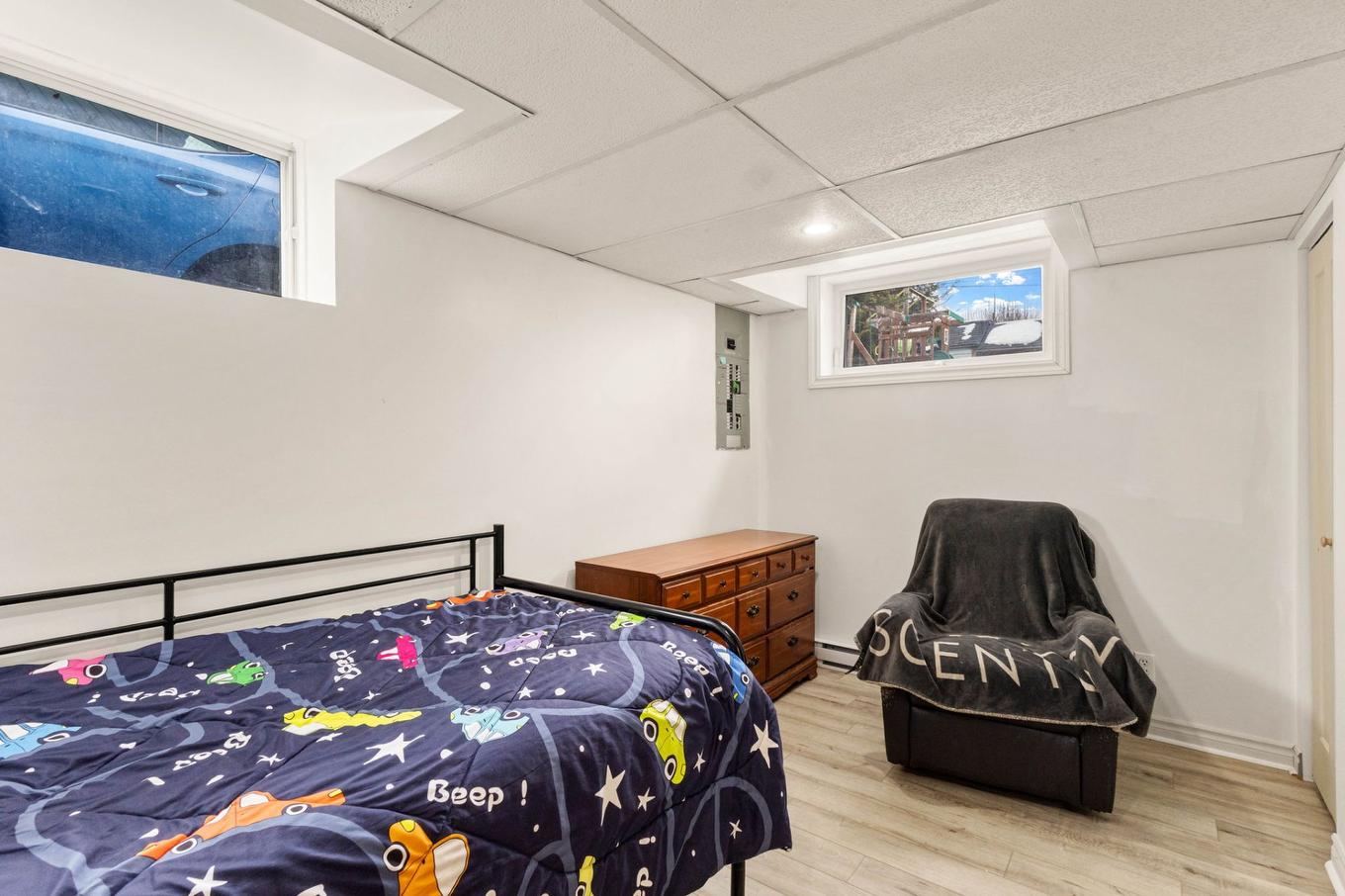 Sous-sol - 1033 15E Avenue, Laval (Fabreville), QC - Indoor Photo Showing Bedroom