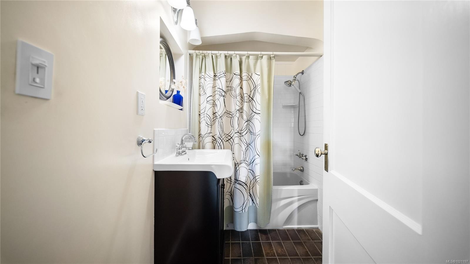 1168 Burnside Rd West, Saanich, BC