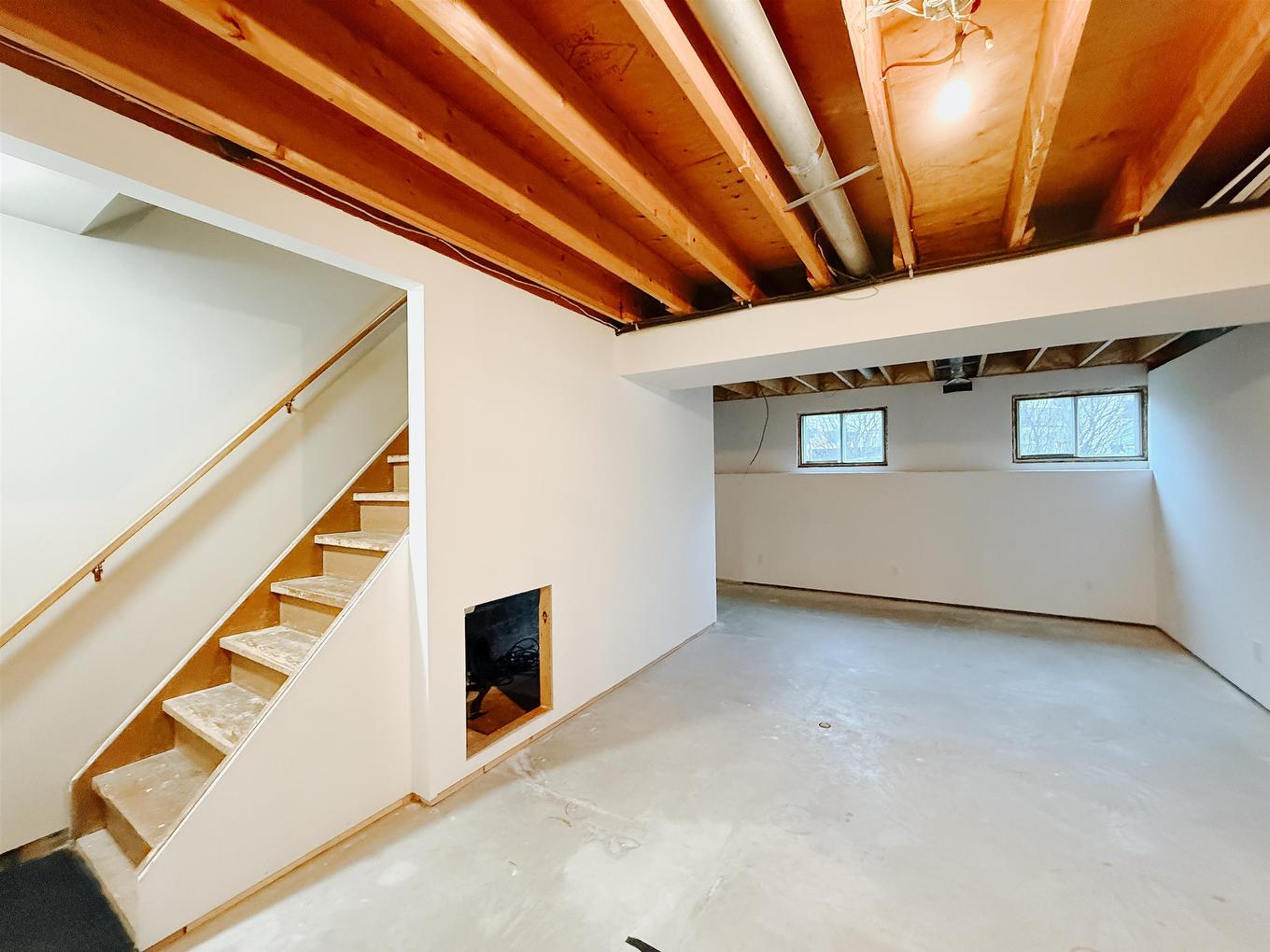 63 Peter Street West, Kenora, ON