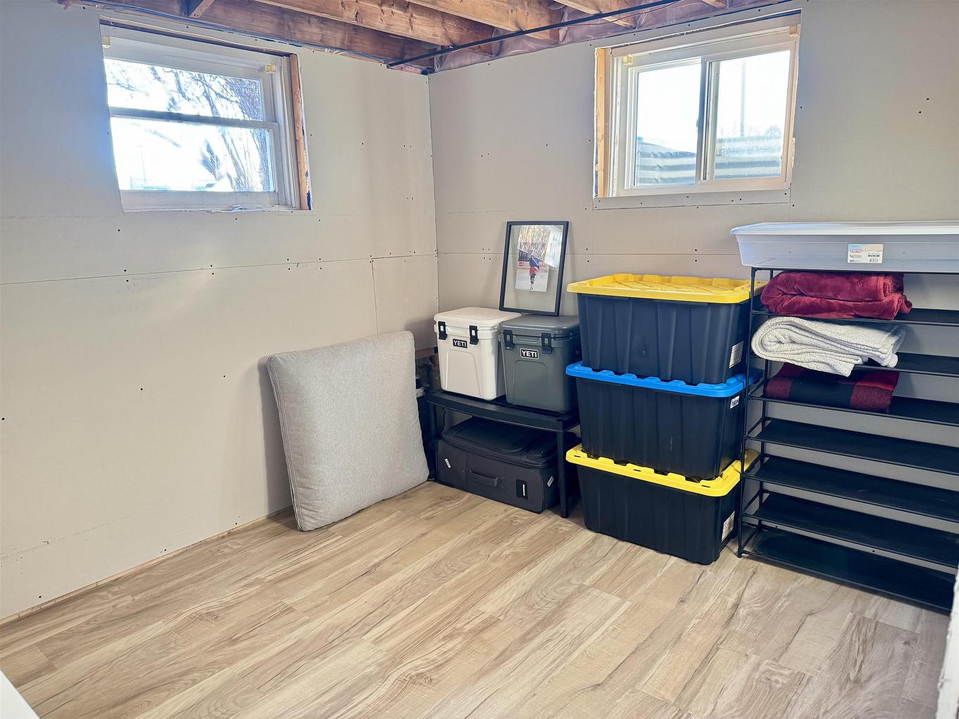 123 Begin Street W, Thunder Bay, ON - Indoor