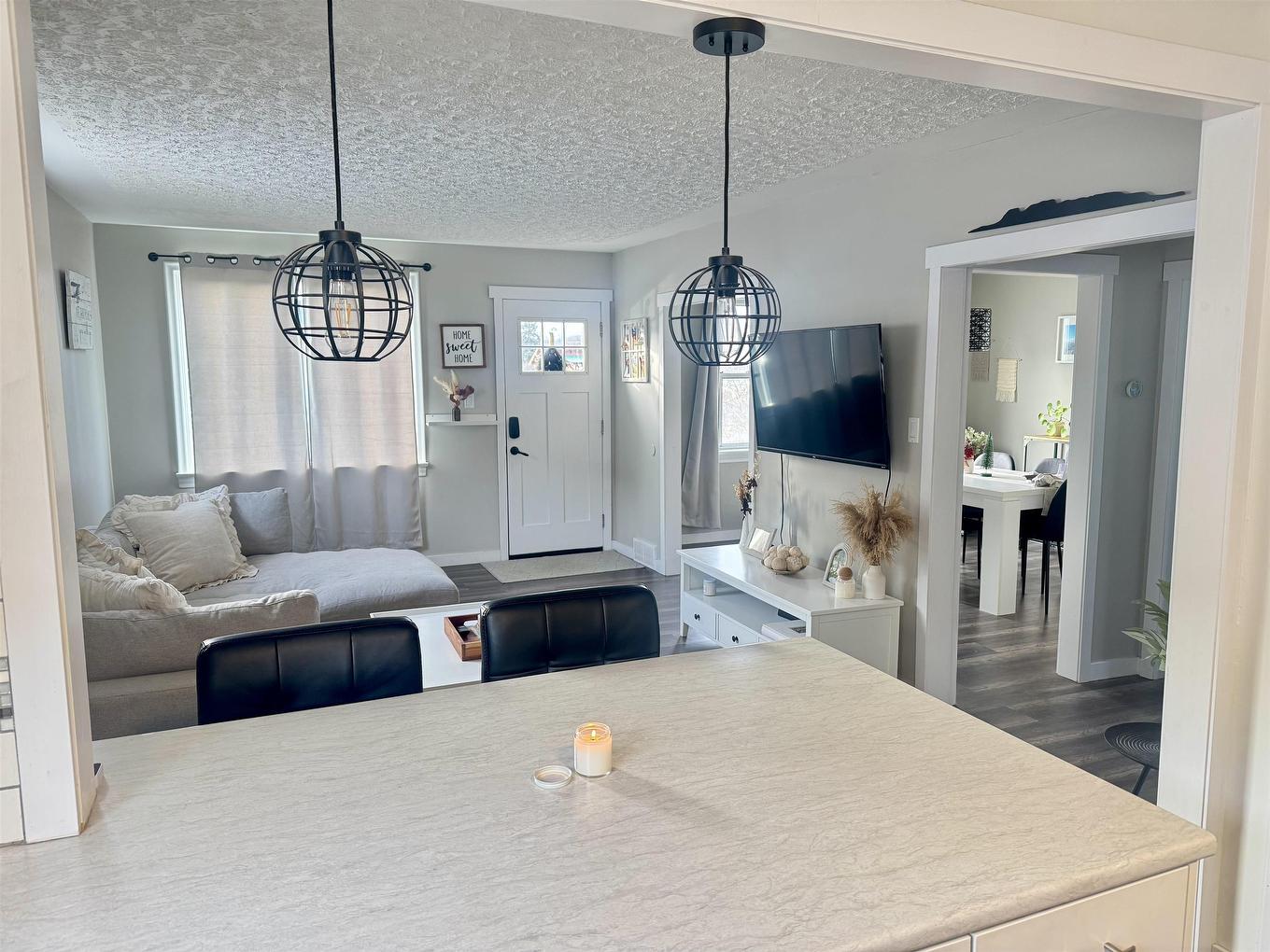 123 Begin Street W, Thunder Bay, ON - Indoor