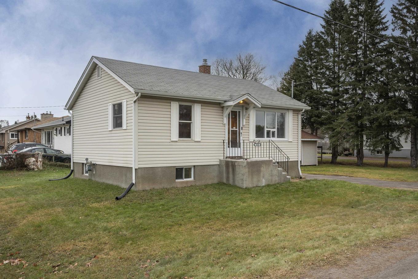 534 Dawson St., Thunder Bay, ON - Outdoor