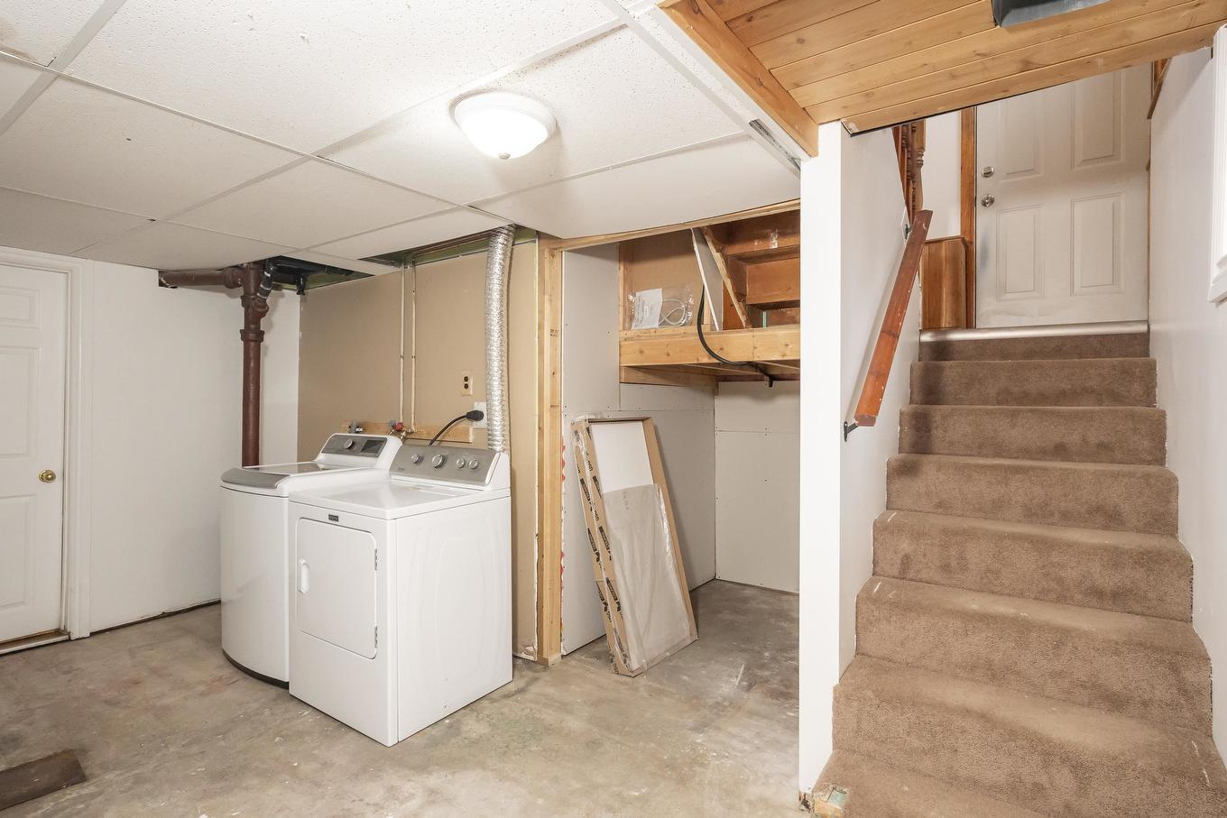 534 Dawson St., Thunder Bay, ON - Indoor Photo Showing Laundry Room