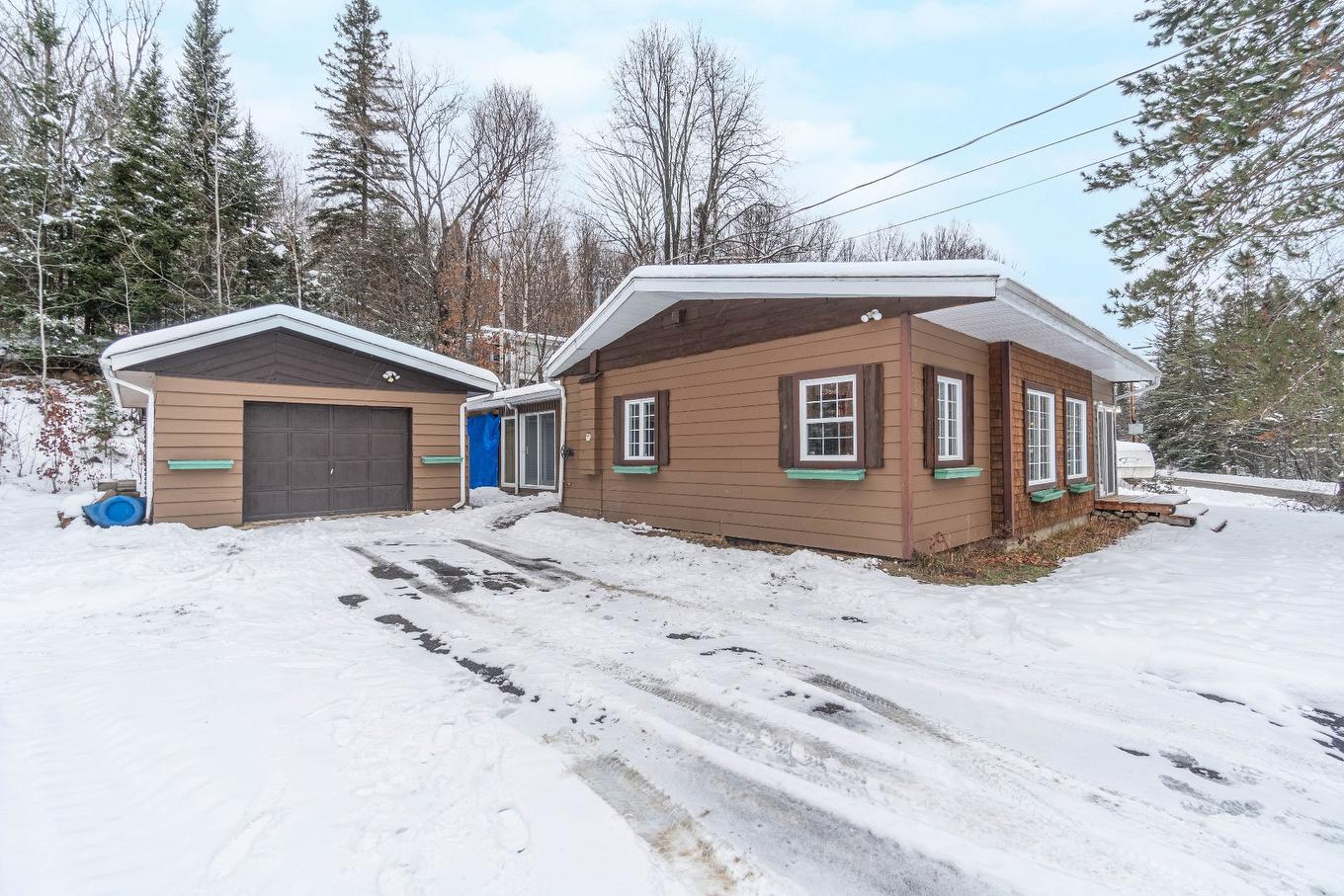 Frontage - 3347 Boul. Fernand-Lafontaine, Rivière-Rouge, QC - Outdoor