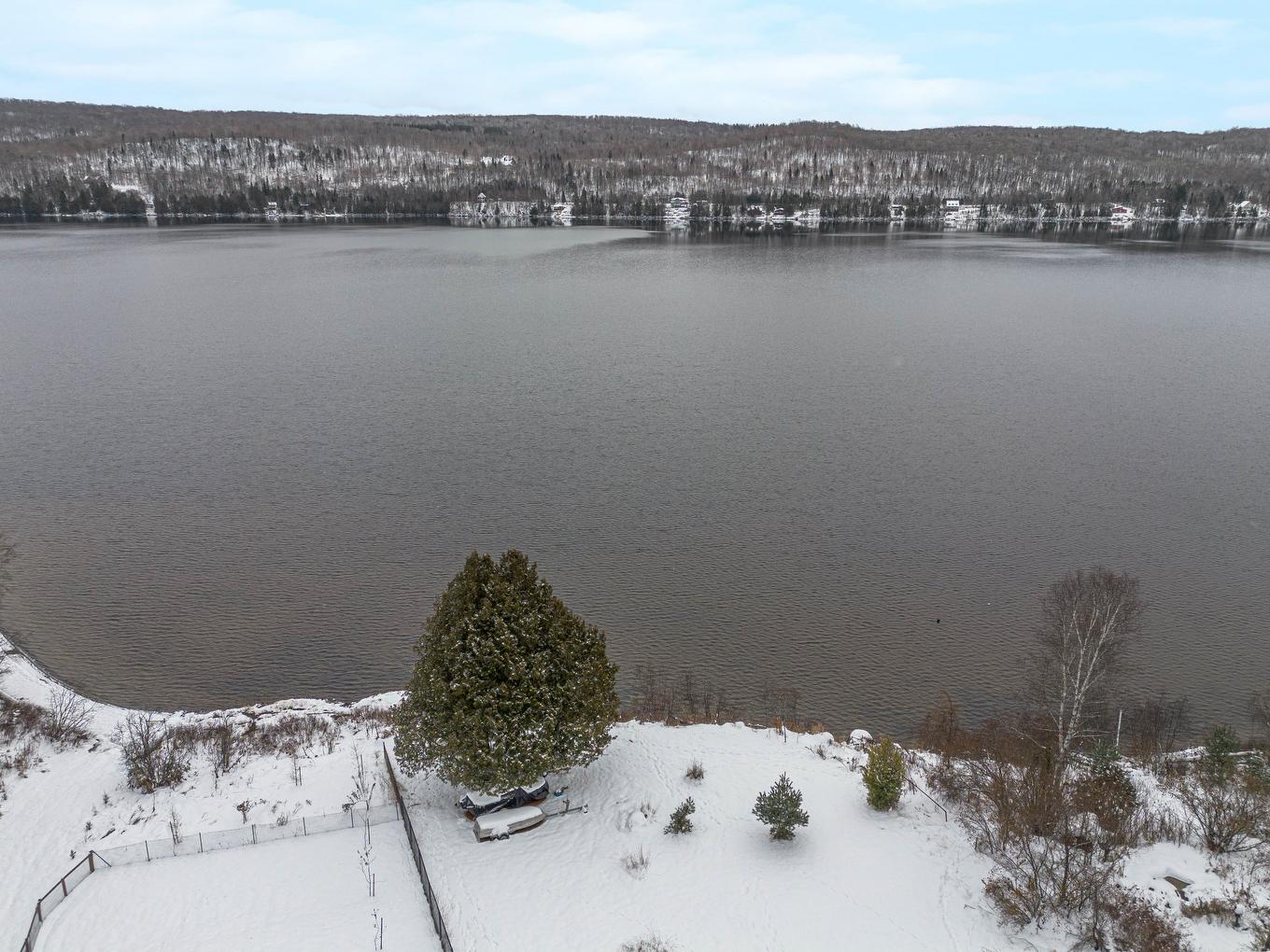 Access to a body of water - 3347 Boul. Fernand-Lafontaine, Rivière-Rouge, QC - Outdoor With Body Of Water With View