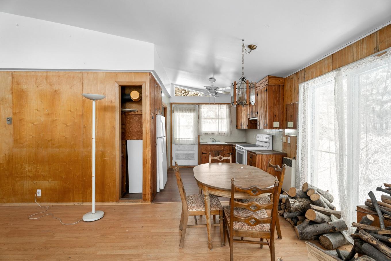 Dining room - 3707 Ch. Du Tour-Du-Lac, Nominingue, QC - Indoor Photo Showing Dining Room