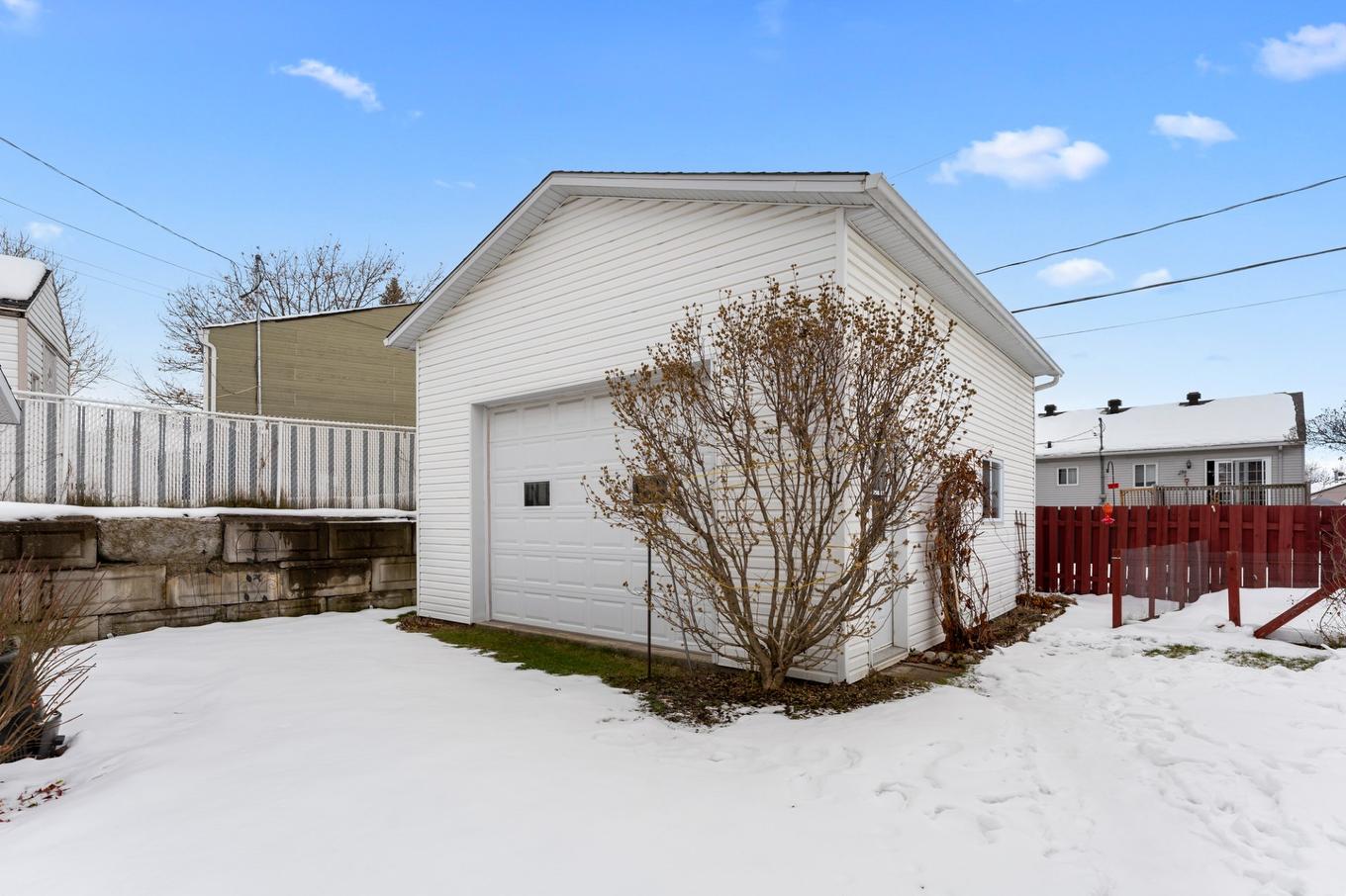 Garage - 291 Rue Marceline, Terrebonne (Terrebonne), QC - Outdoor With Exterior