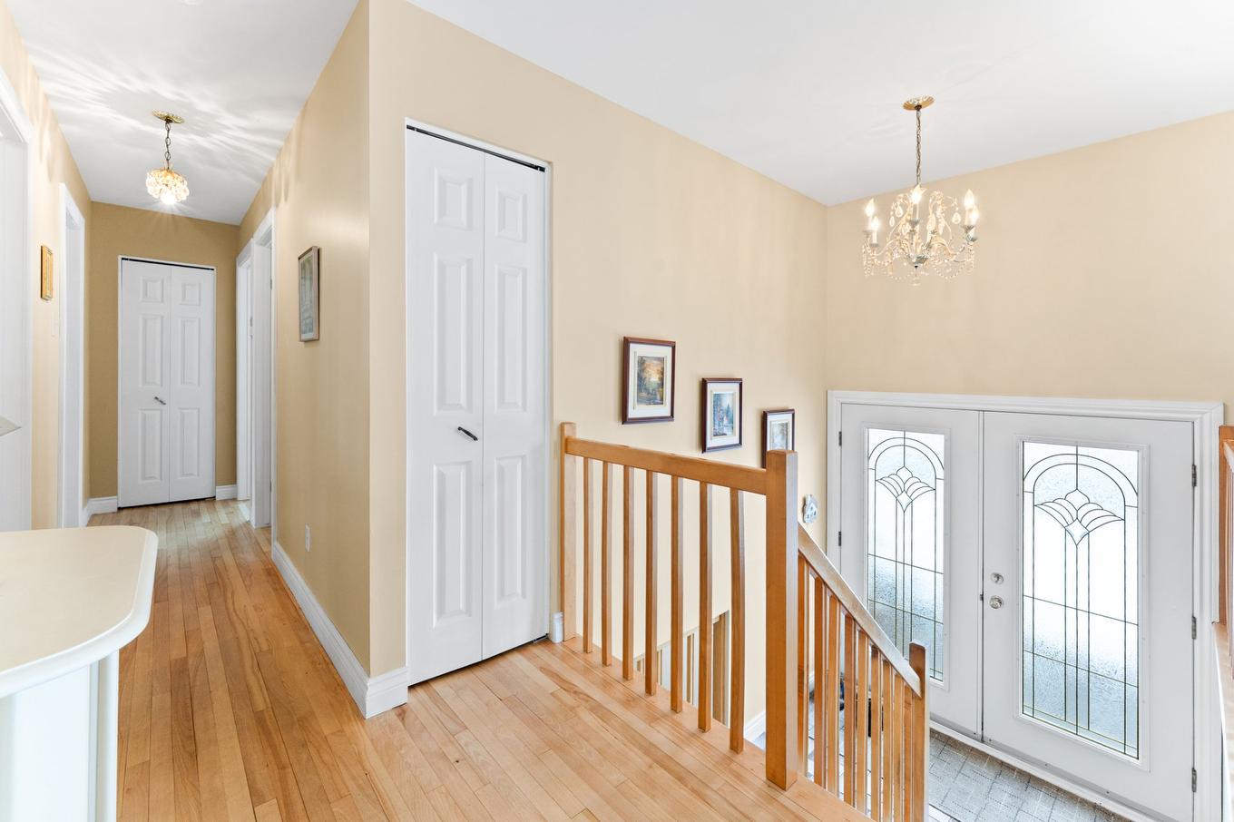 Hall d'entrée/Vestibule - 291 Rue Marceline, Terrebonne (Terrebonne), QC - Indoor Photo Showing Other Room