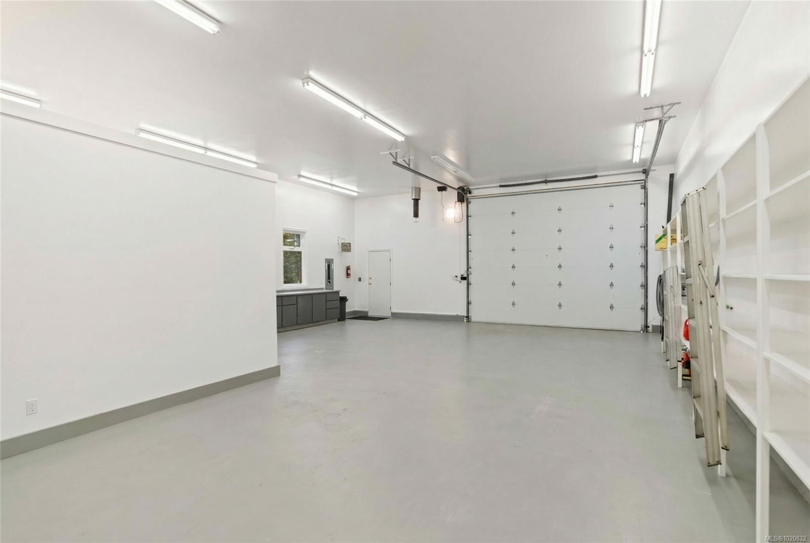 3355 Grey Manor Rd, Cobble Hill, BC