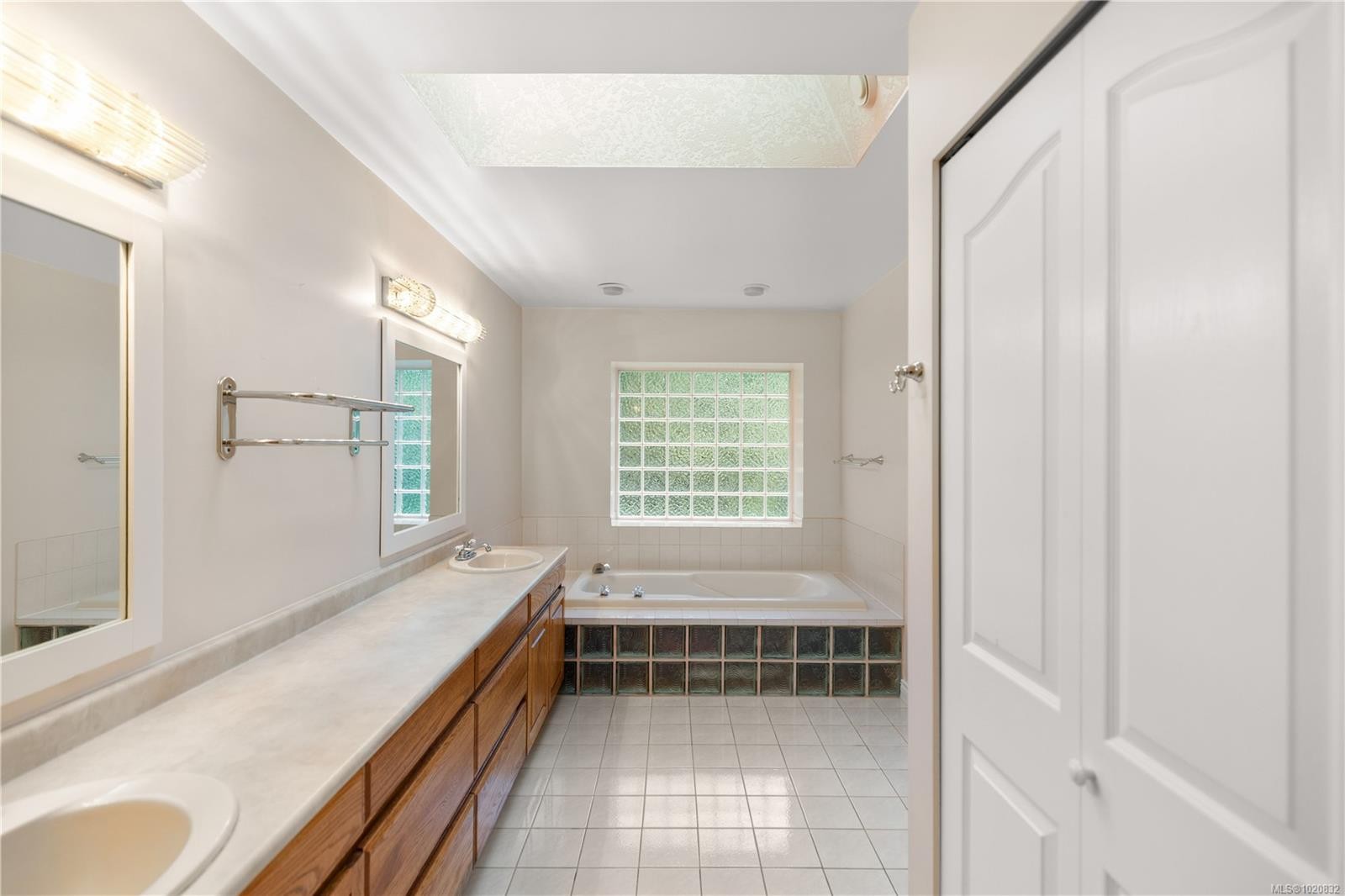 3355 Grey Manor Rd, Cobble Hill, BC