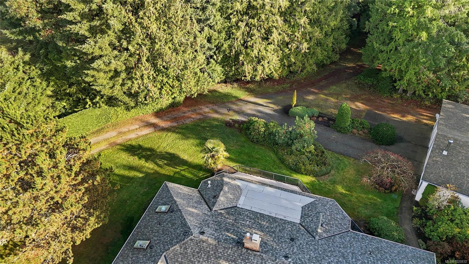 3355 Grey Manor Rd, Cobble Hill, BC