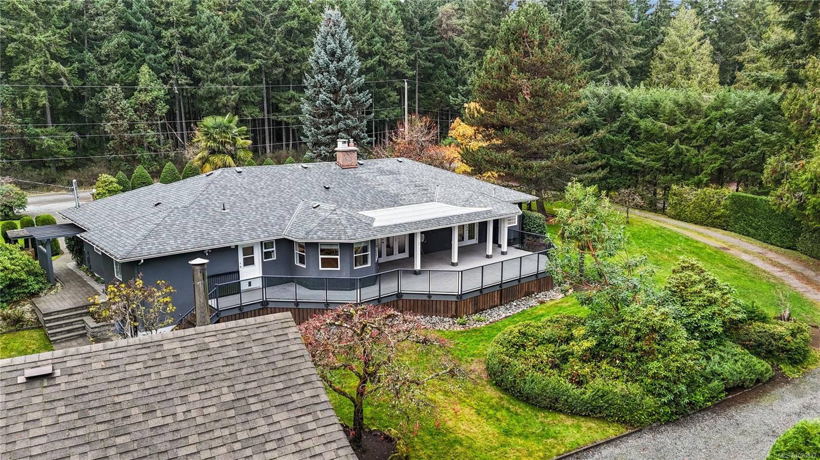 3355 Grey Manor Rd, Cobble Hill, BC