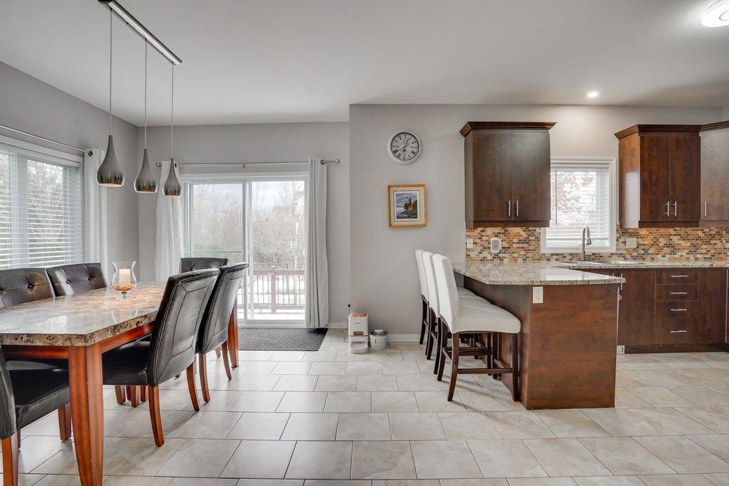Vue d'ensemble - 304 Rue De Ganymède, Gatineau (Aylmer), QC - Indoor Photo Showing Dining Room